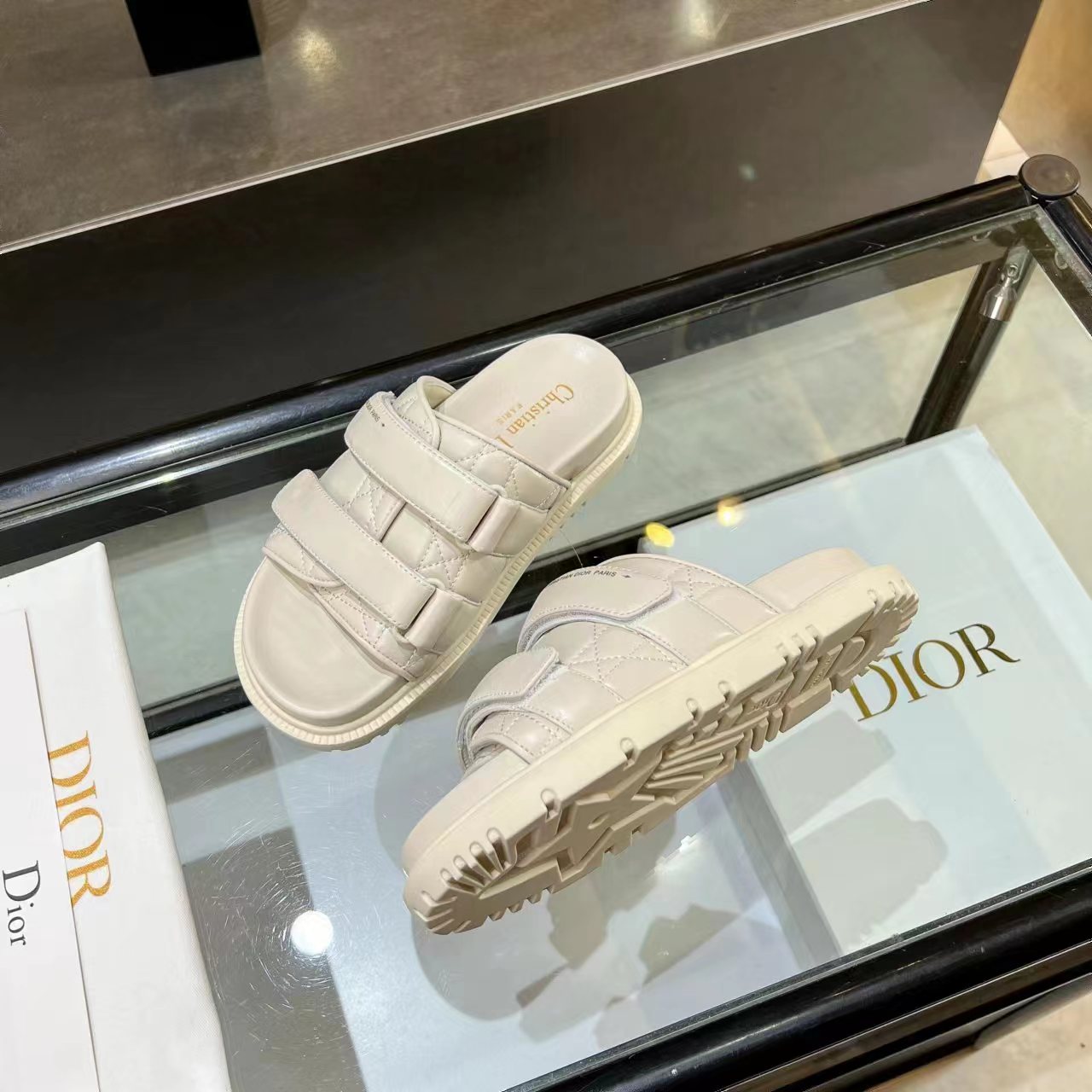 Dior Evolution Slide - DesignerGu