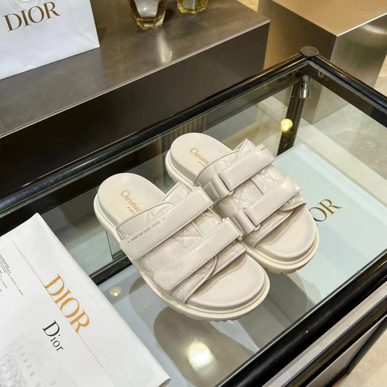 Dior Evolution Slide - DesignerGu