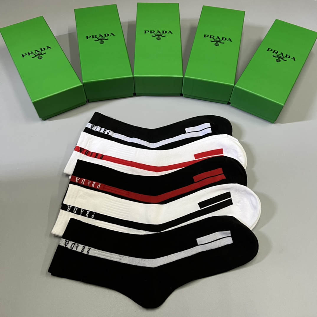 Prada Socks/Box - DesignerGu