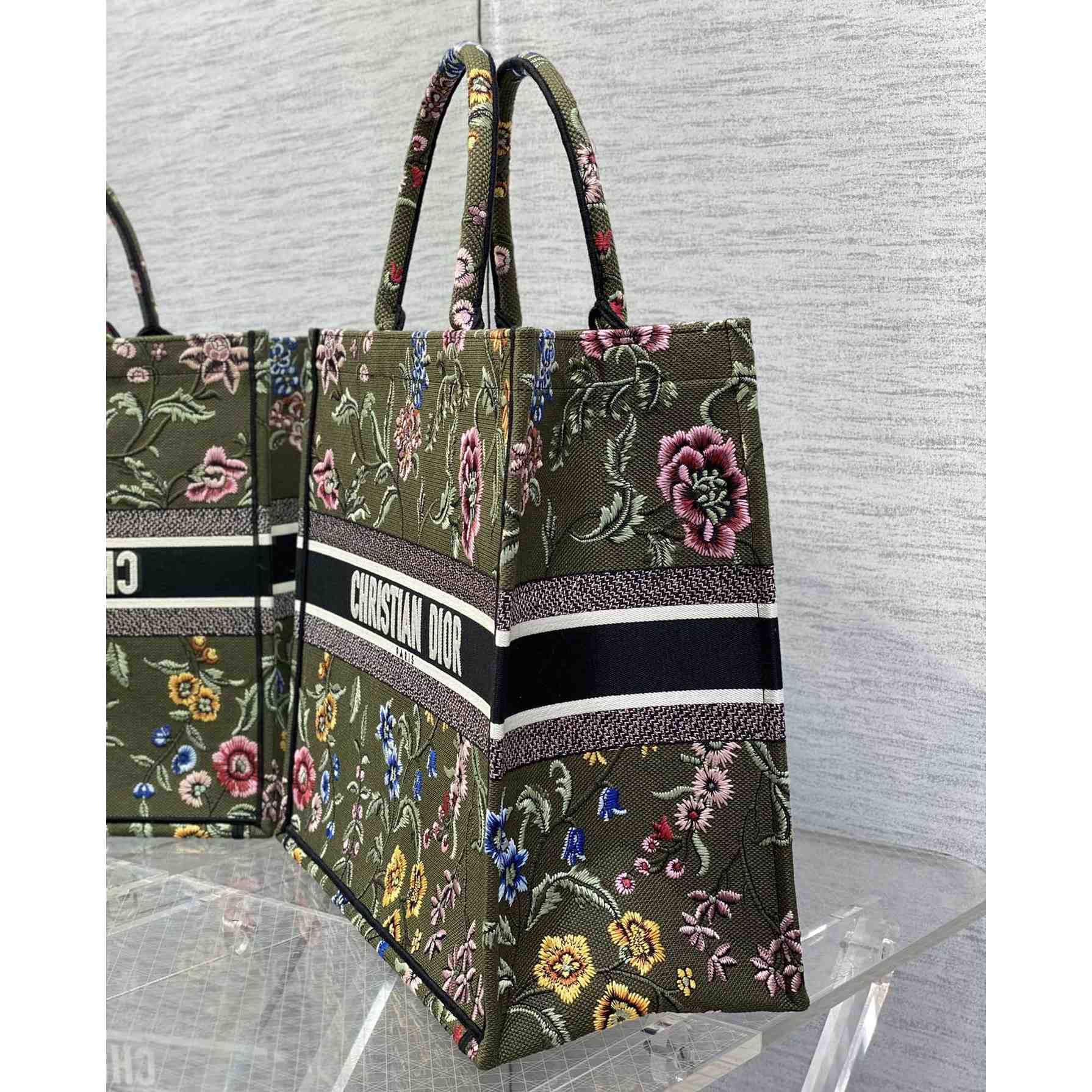 Dior Large Dior Book Tote - DesignerGu