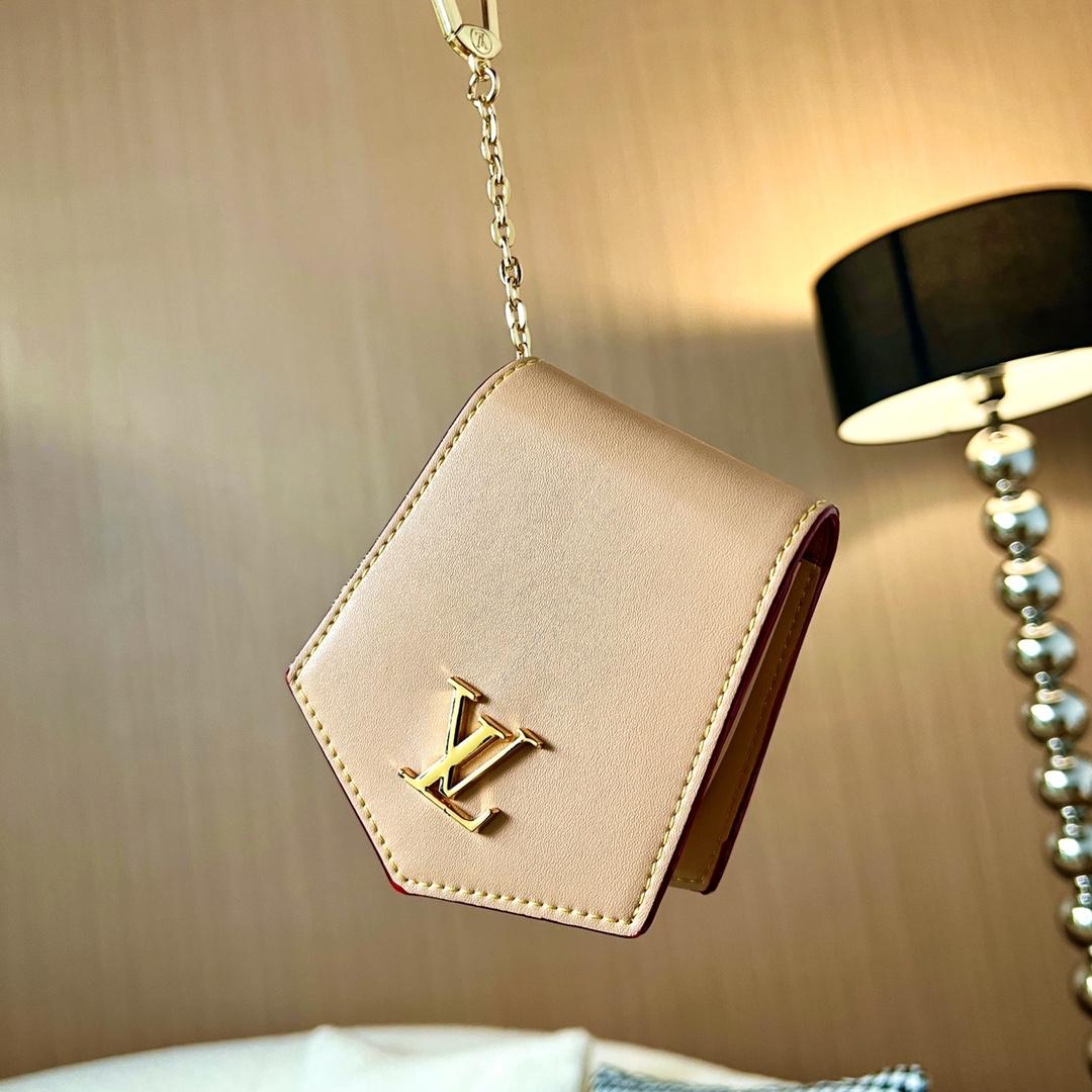 Louis Vuitton Key Bell XL   M22368 - DesignerGu