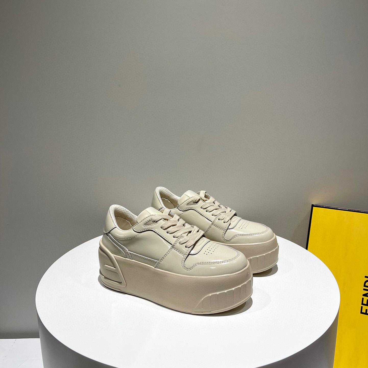Fendi Fashion Show Beige Leather Low-Tops Sneaker  - DesignerGu