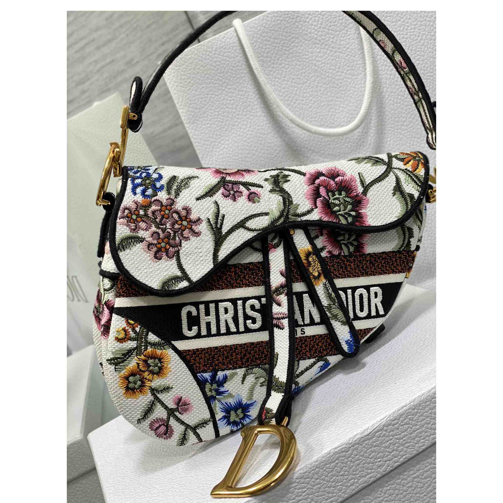 Dior Saddle Bag  - DesignerGu