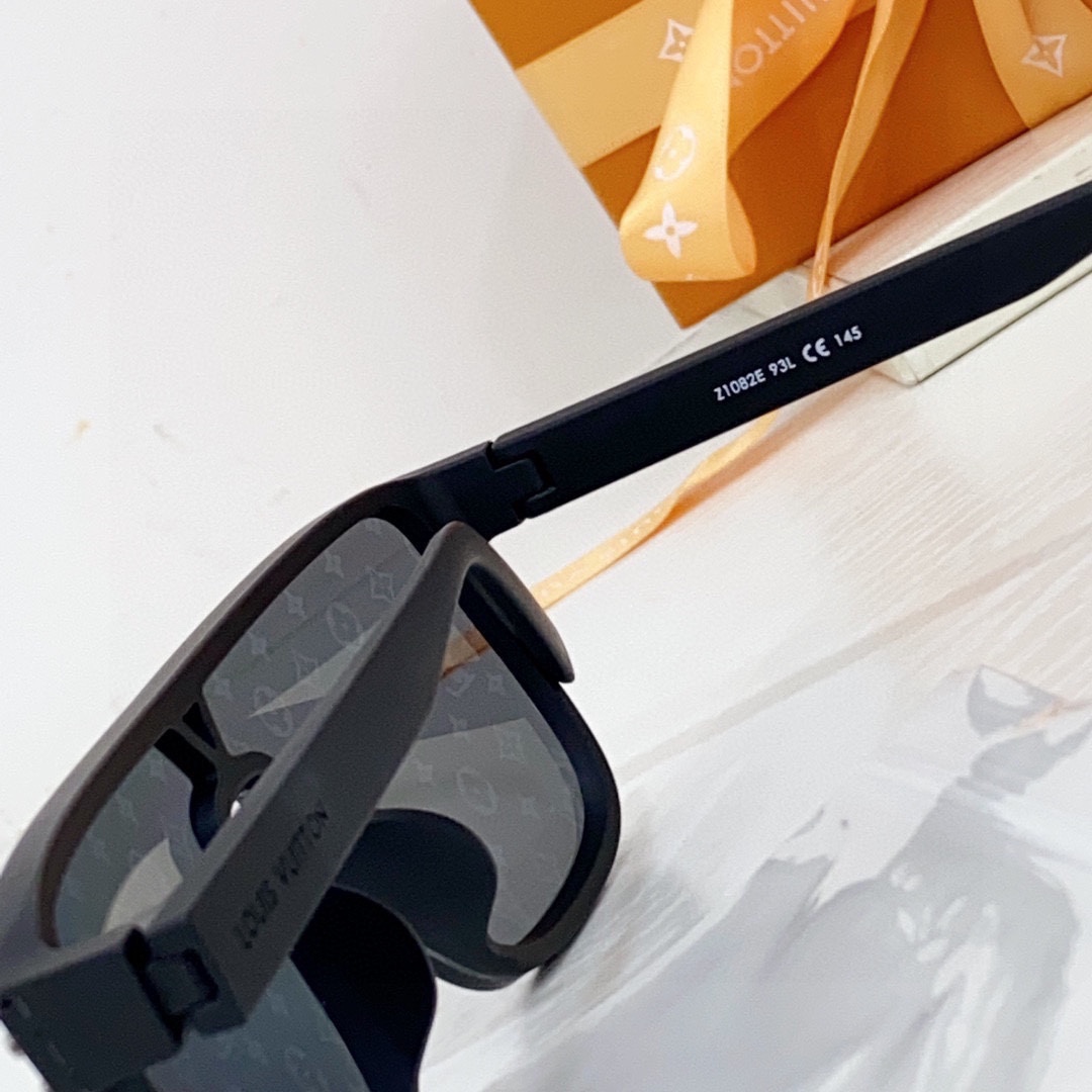 Louis Vuitton LV Waimea Sunglasses   Z1082 - DesignerGu