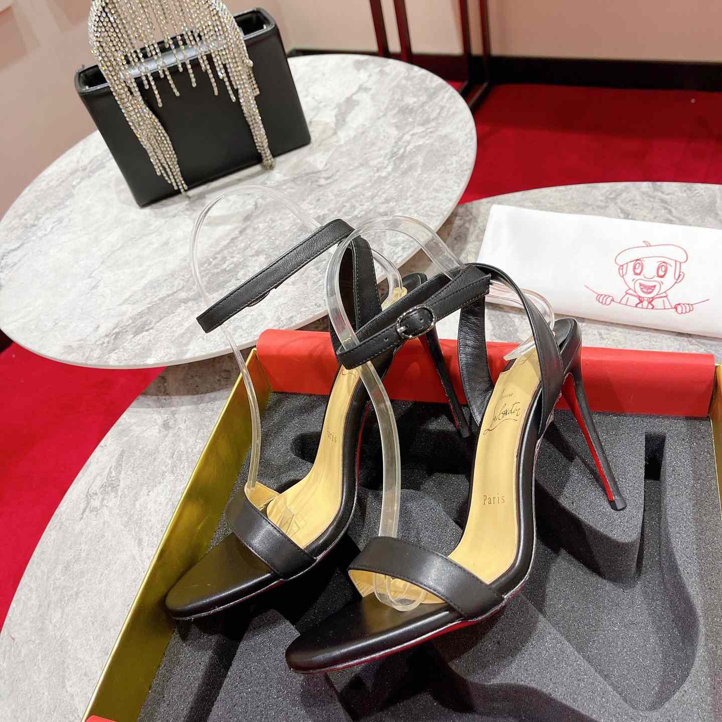 Christian Louboutin Loubigirl  - DesignerGu