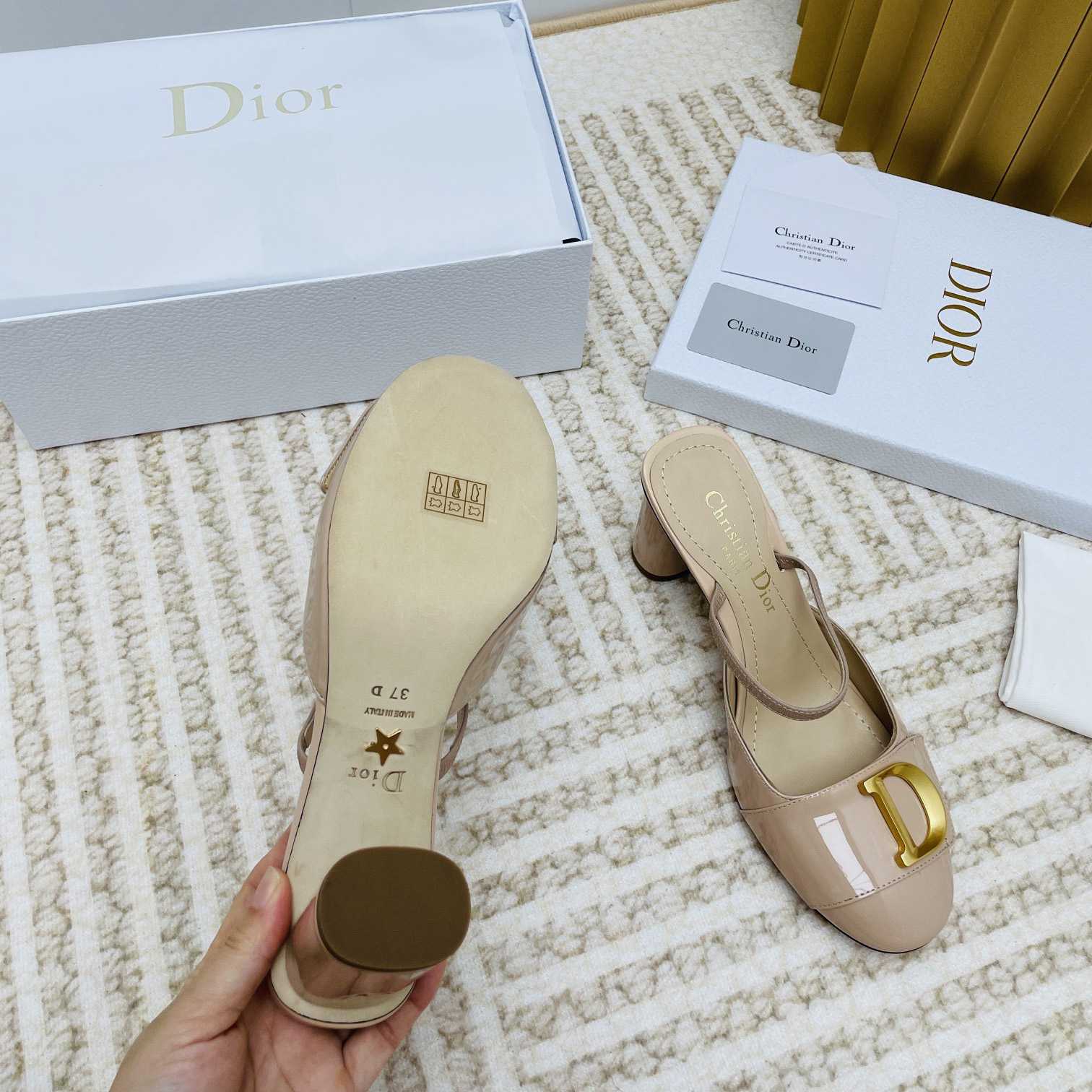 Dior C'est Dior Slingback Pump - DesignerGu