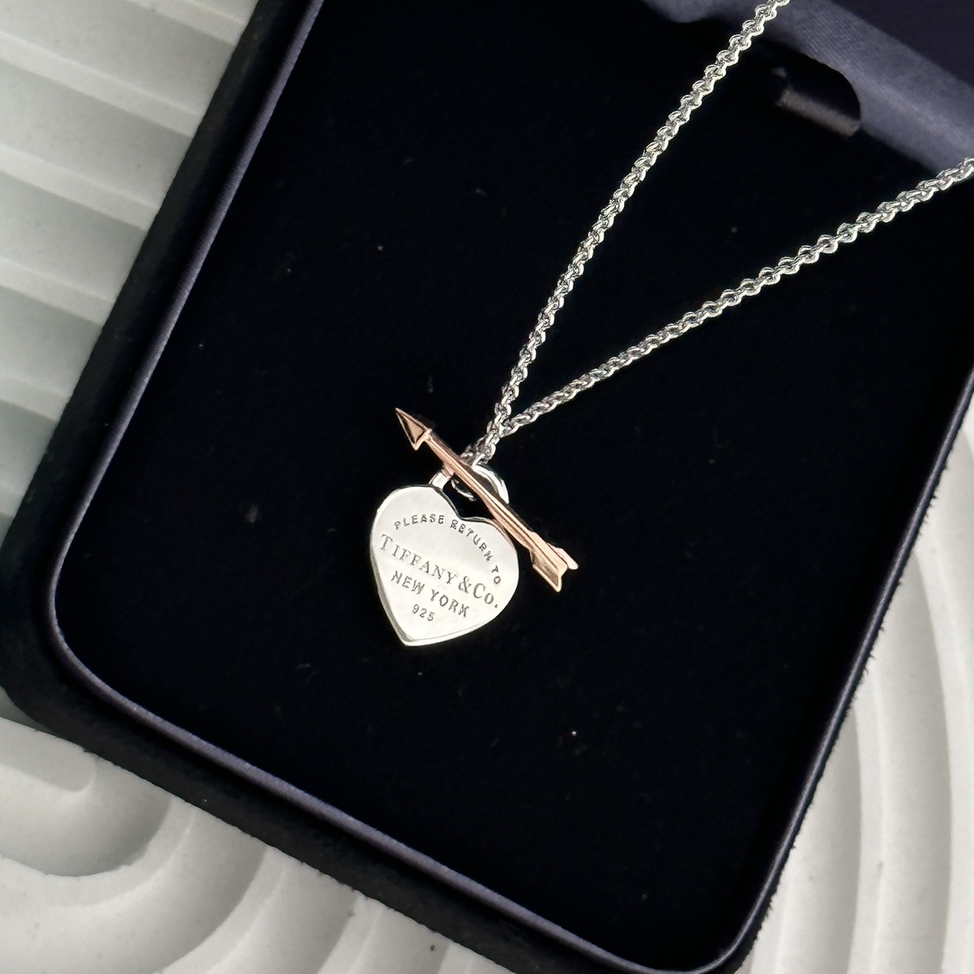 Tiffany&CO Lovestruck Heart Tag Pendant - DesignerGu