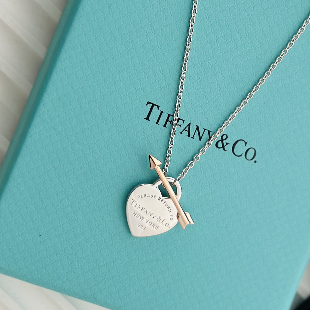Tiffany&CO Lovestruck Heart Tag Pendant - DesignerGu