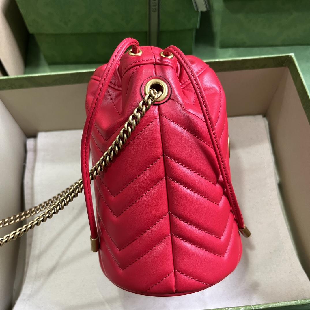 Gucci GG Marmont Matelassé Mini Bucket Bag  (19-17-13cm) - DesignerGu