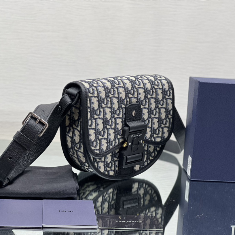 Dior Mini Gallop Bag with Strap - DesignerGu