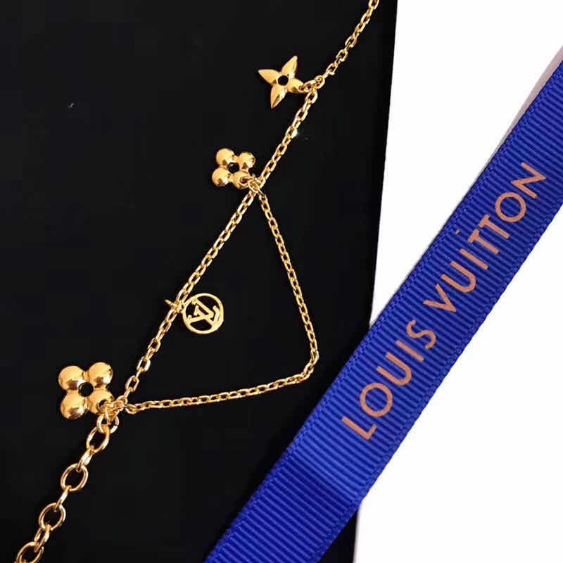 Louis Vuitton Blooming Supple Necklace   M64855 - DesignerGu