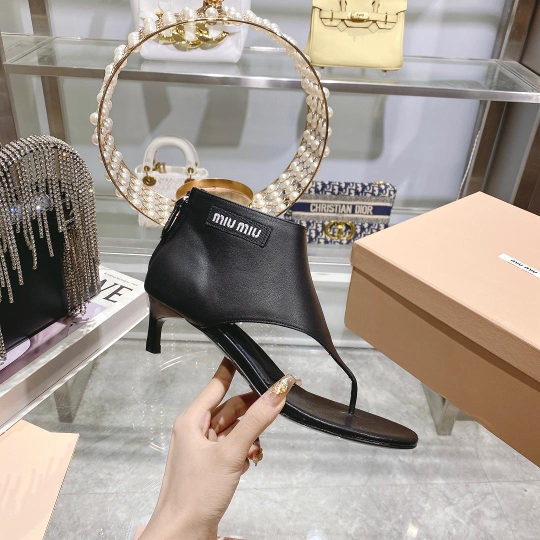 Miu Miu Leather Thong Booties - DesignerGu