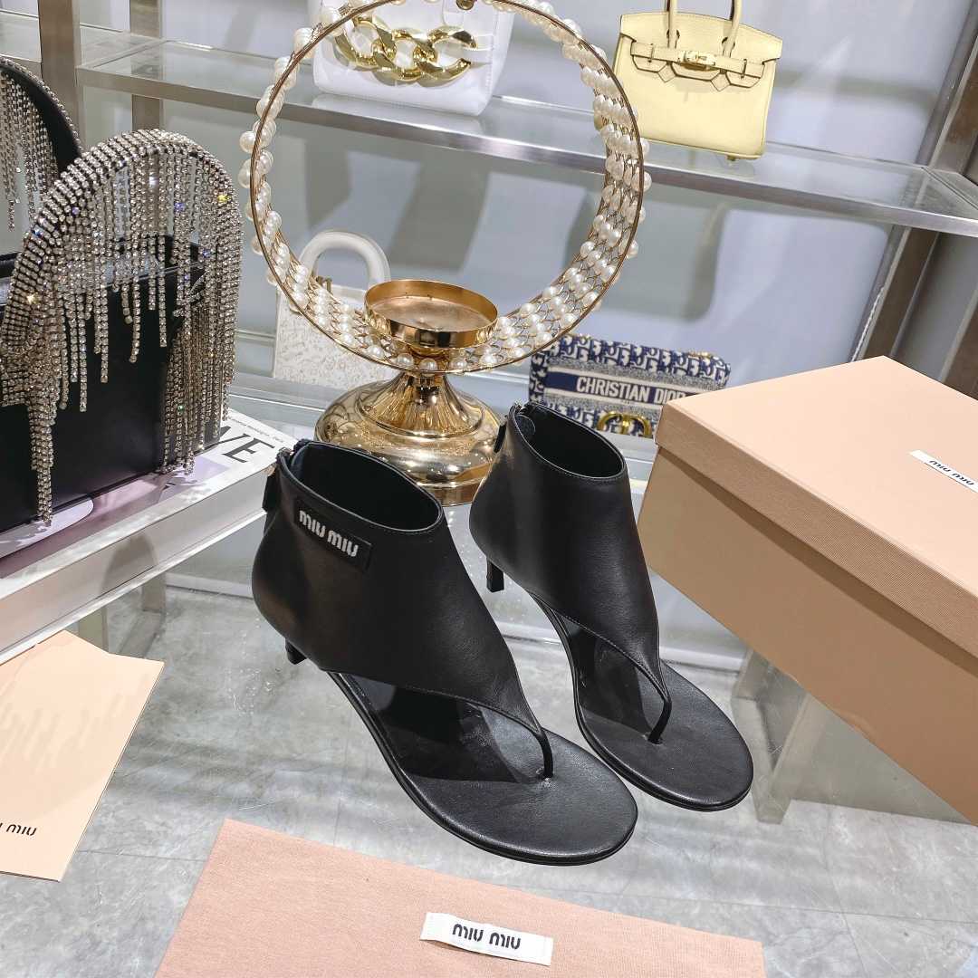 Miu Miu Leather Thong Booties - DesignerGu