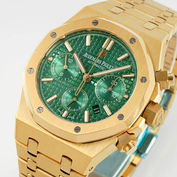 Audemars Piguet Royal Oak Chronograph - DesignerGu