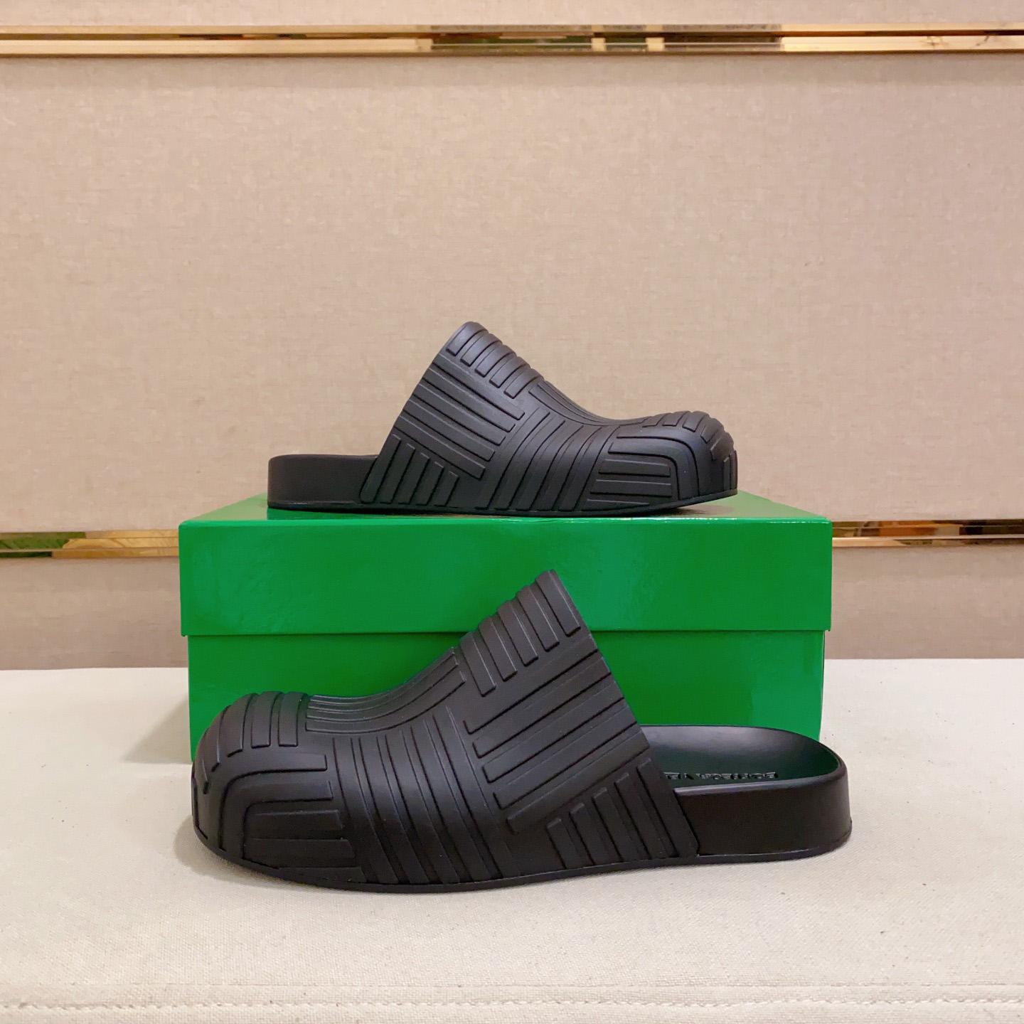 Bottega Veneta Rubber Clogs - DesignerGu