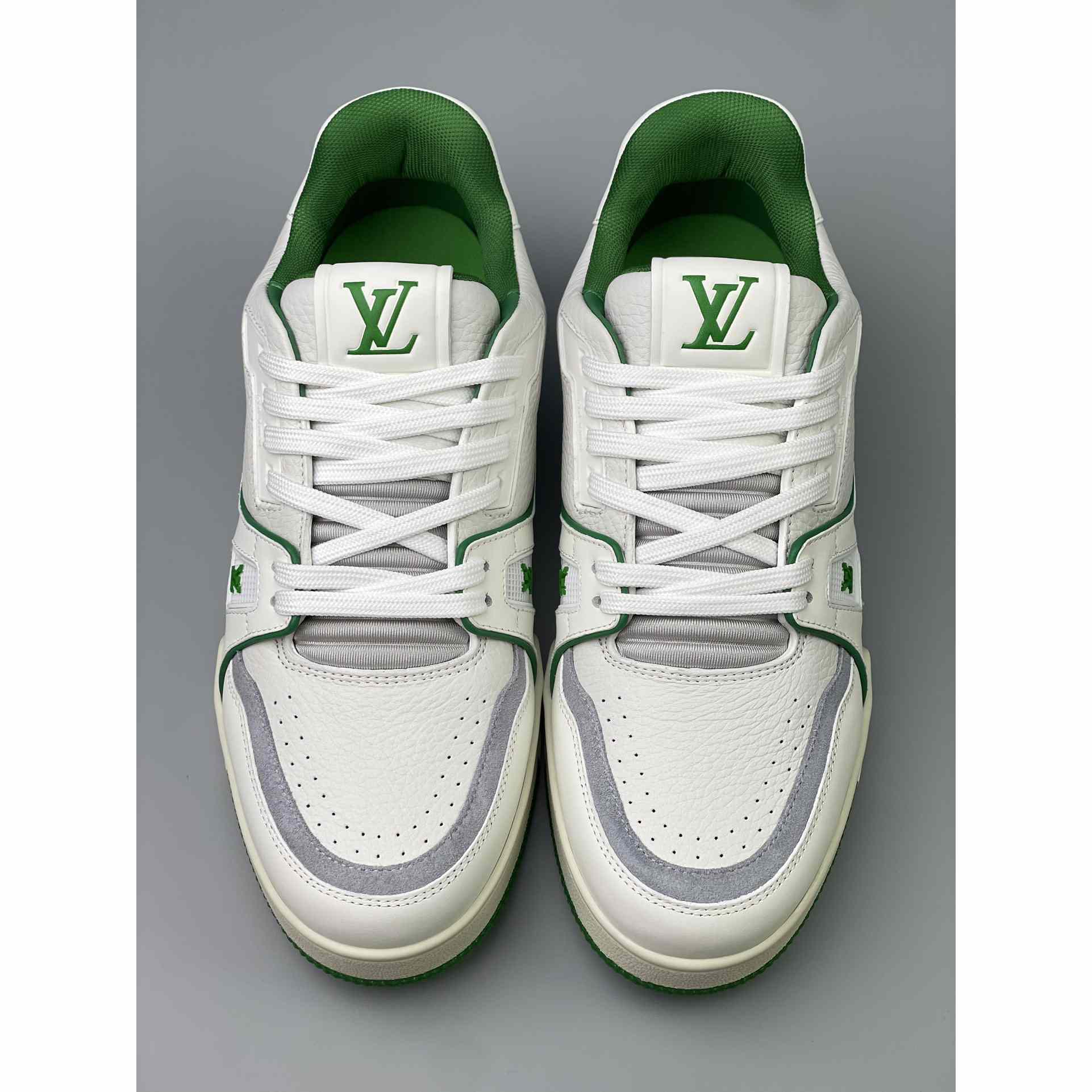 Louis Vuitton Trainer Sneaker (Upon UK Size) - DesignerGu