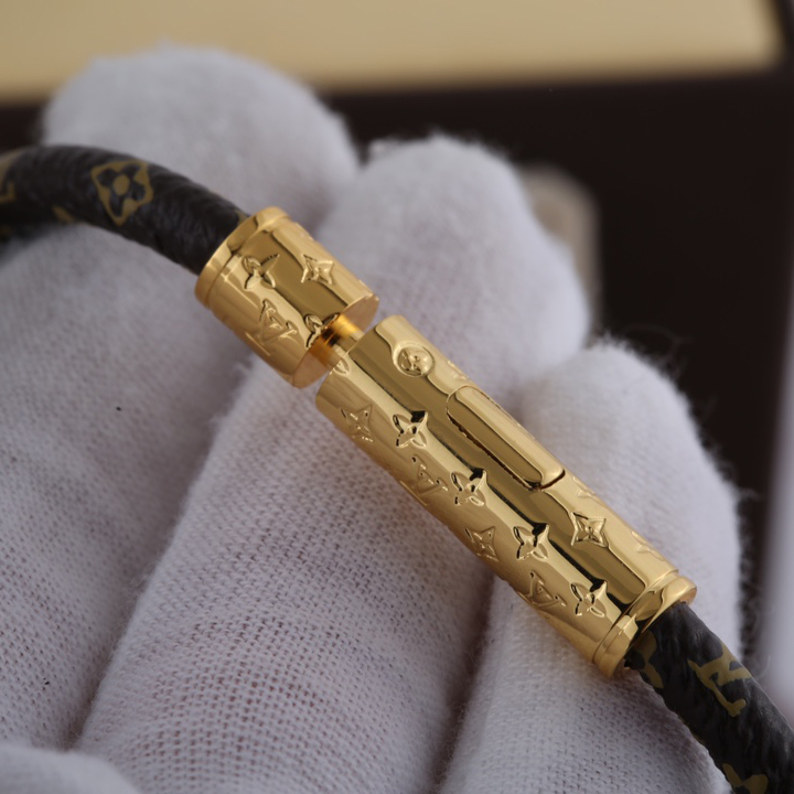 Louis Vuitton Brown Monogram Bracelet - DesignerGu