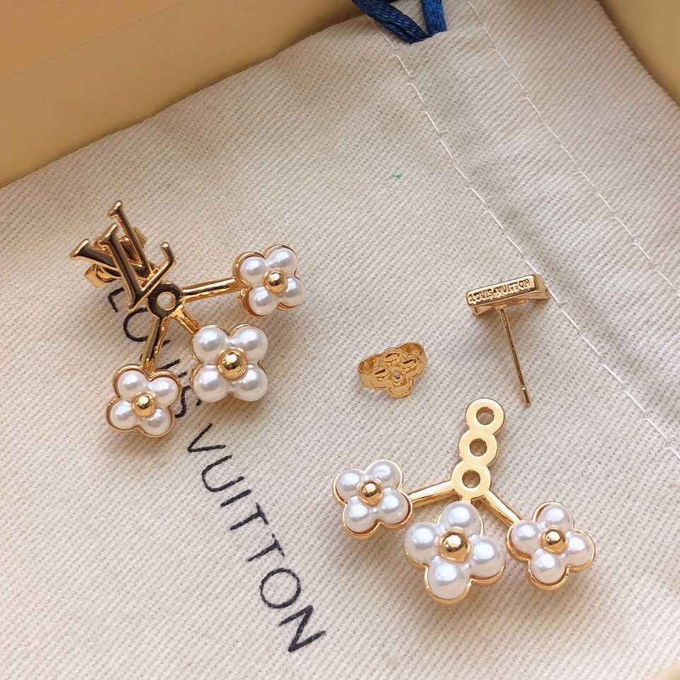 Louis Vuitton Earrings  - DesignerGu