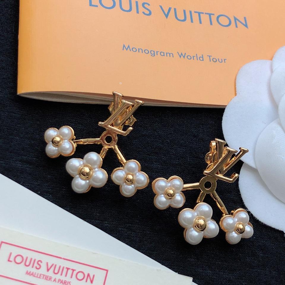 Louis Vuitton Earrings  - DesignerGu