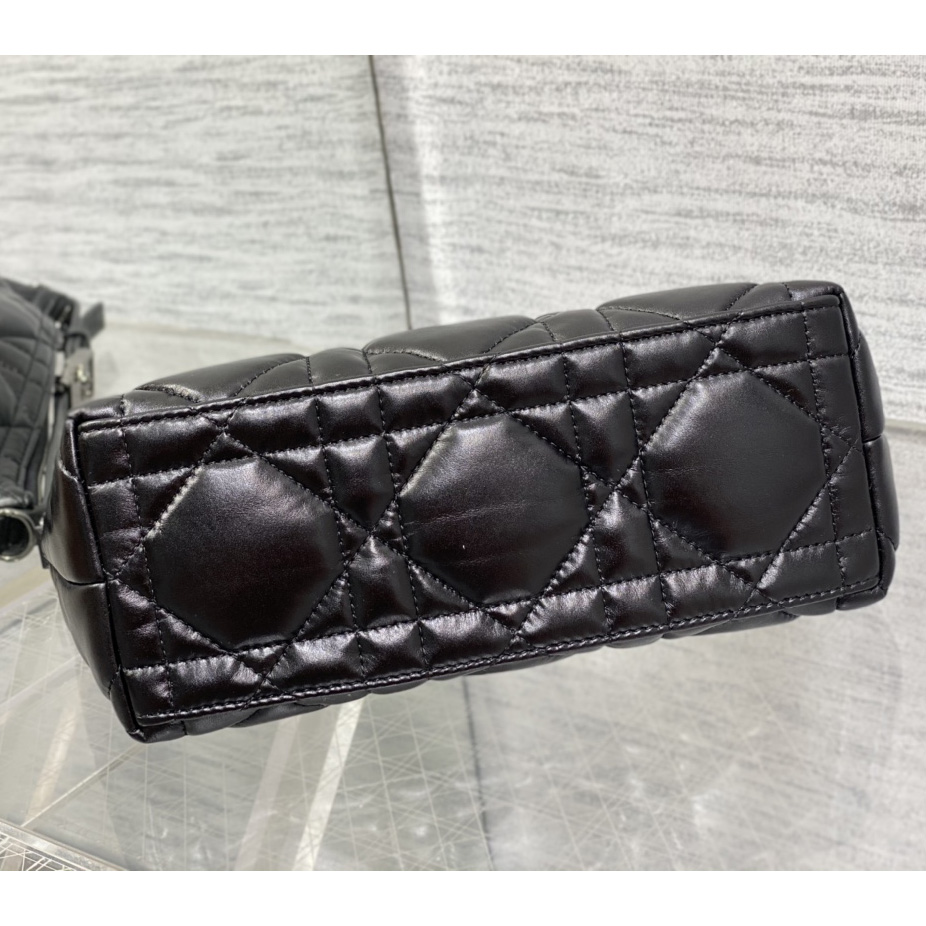 Dior Medium DiorTravel Nomad Pouch - DesignerGu