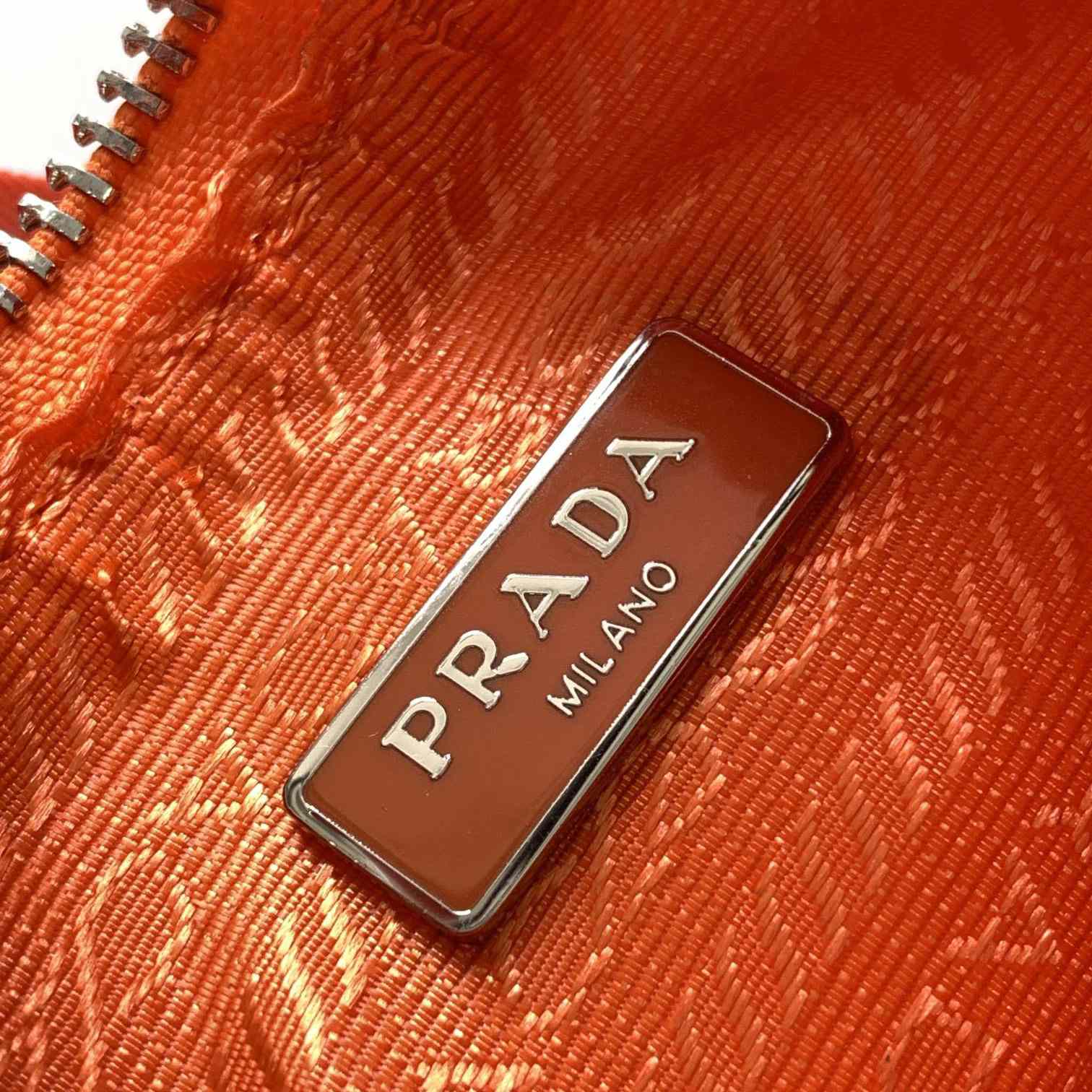 Prada Re-Edition 2005 Printed Re-Nylon Bag(22-12-6cm) - DesignerGu