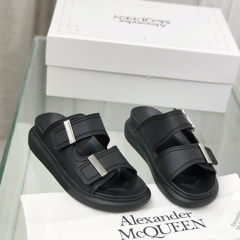 Alexander Mqueen Women's Hybrid Slide In Black/Silver - DesignerGu