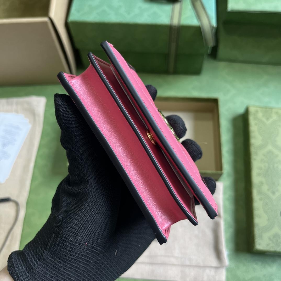 Gucci GG Matelasse Card Case Wallet - DesignerGu