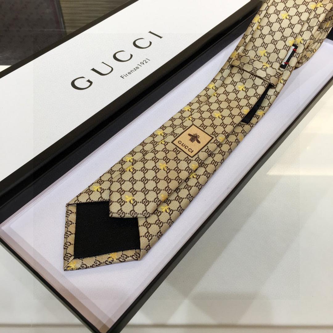 Gucci GG Bees Silk Tie - DesignerGu