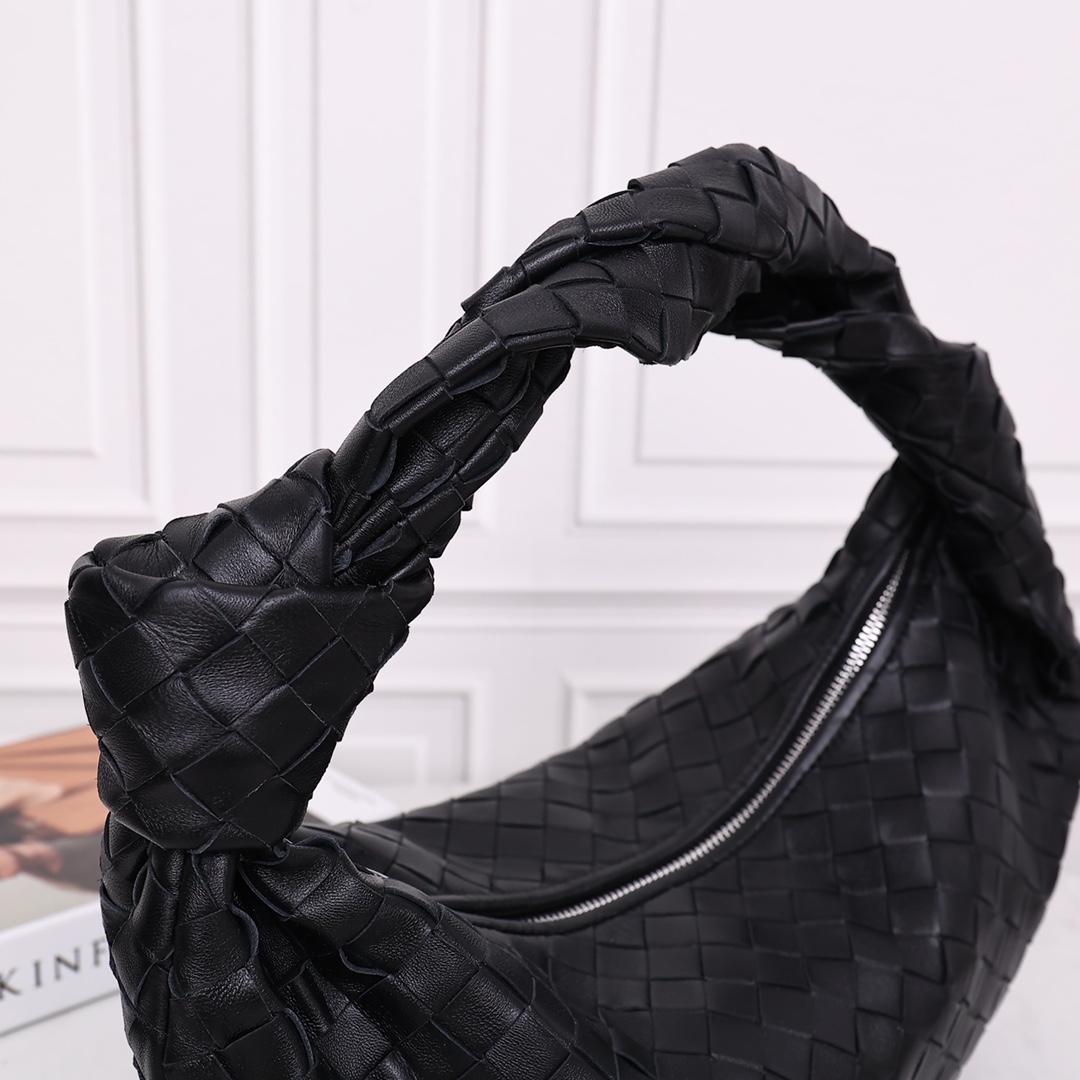 Bottega Veneta Small Jodie - DesignerGu