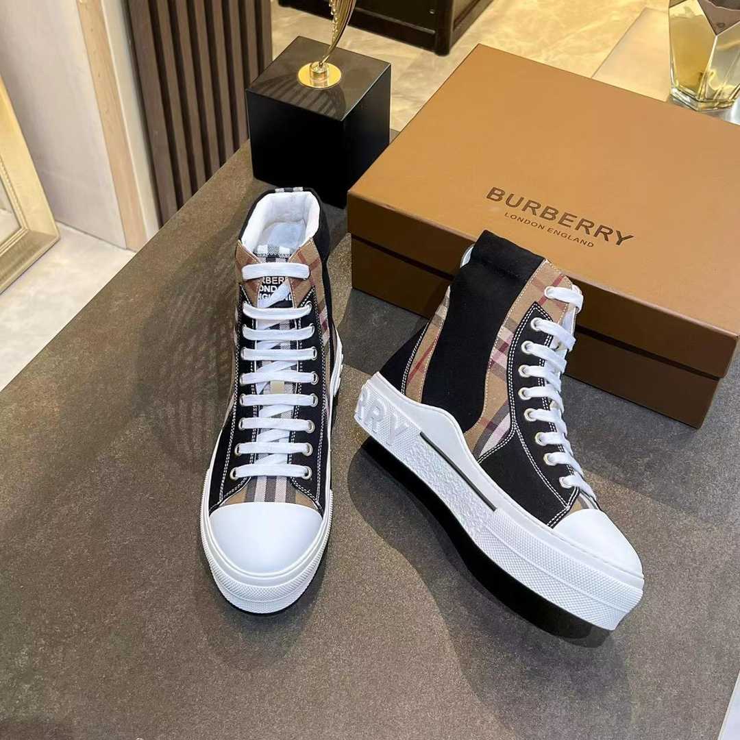 Burberry Vintage Check Lace-up Sneakers - DesignerGu