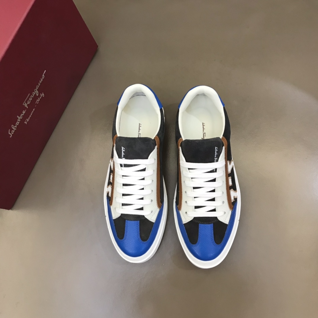 Ferragamo Gancini Sneaker - DesignerGu