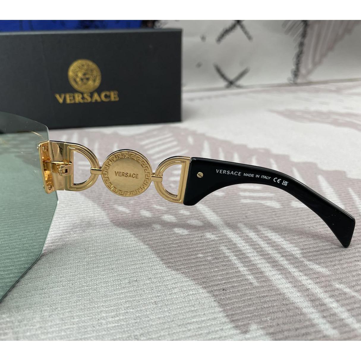 Versace Medusa Biggie Mask Sunglasses   VE2258 - DesignerGu