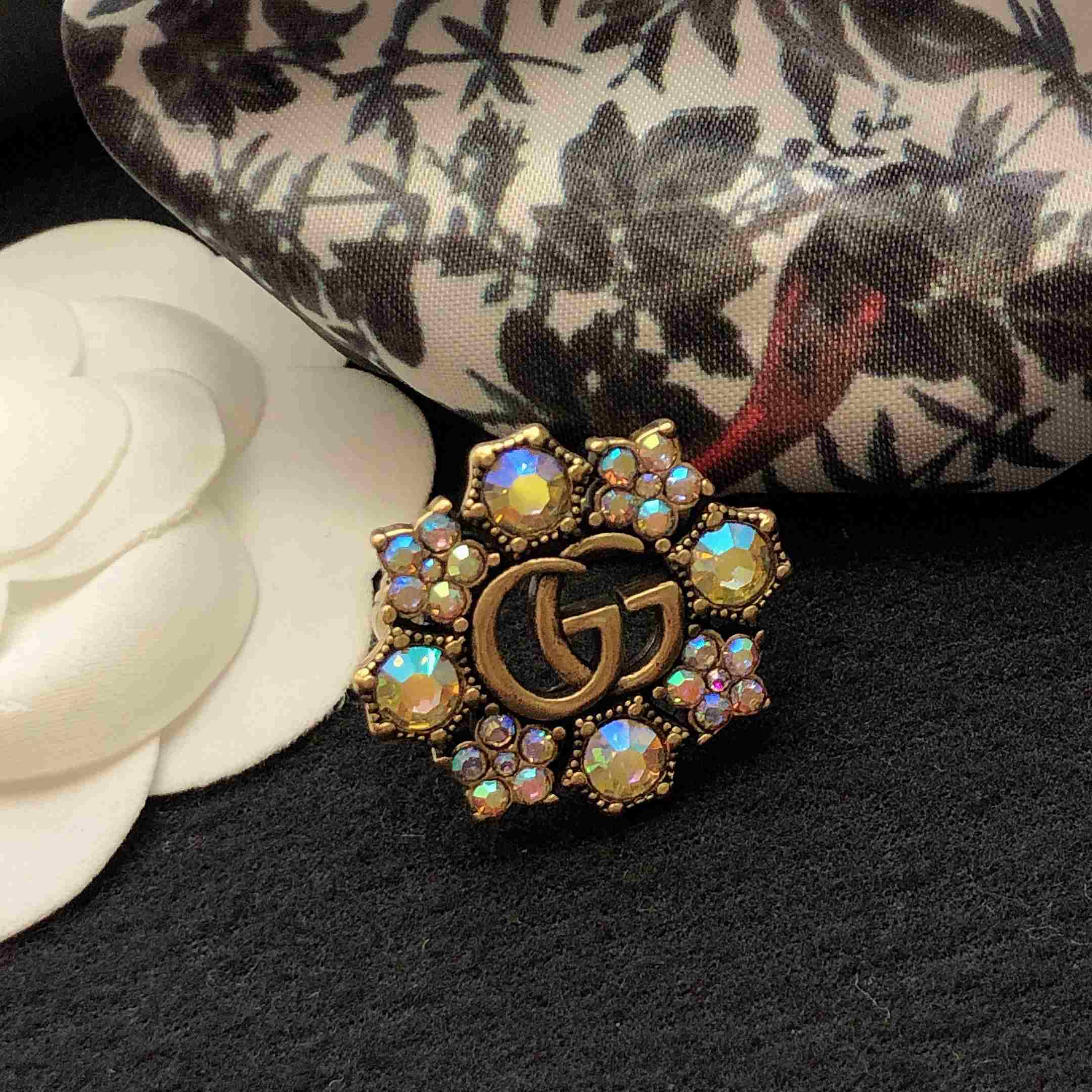 Gucci Double G Crystal Flower Ring - DesignerGu