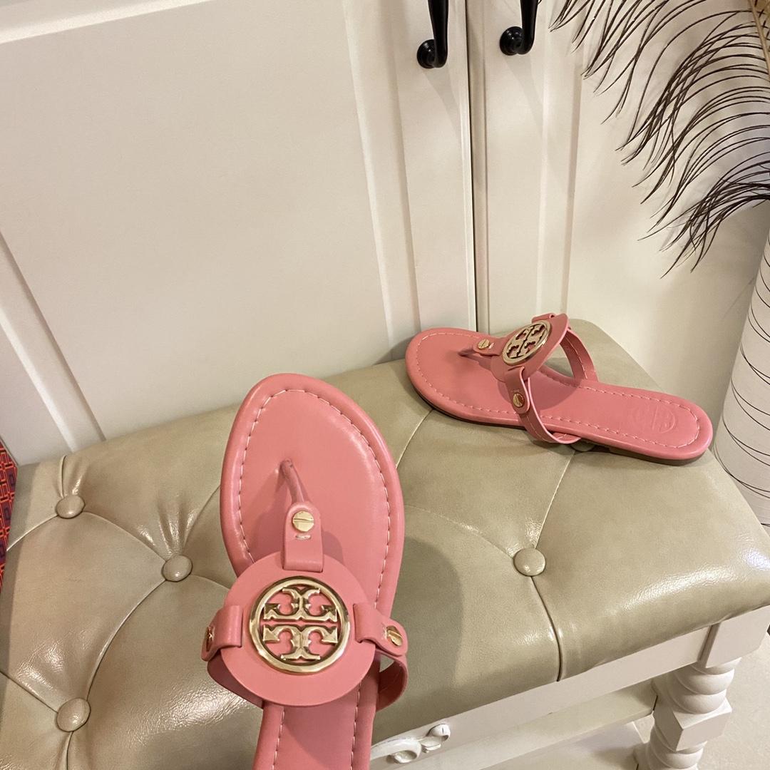 Tory Burch Leather Thong Sandals  - DesignerGu