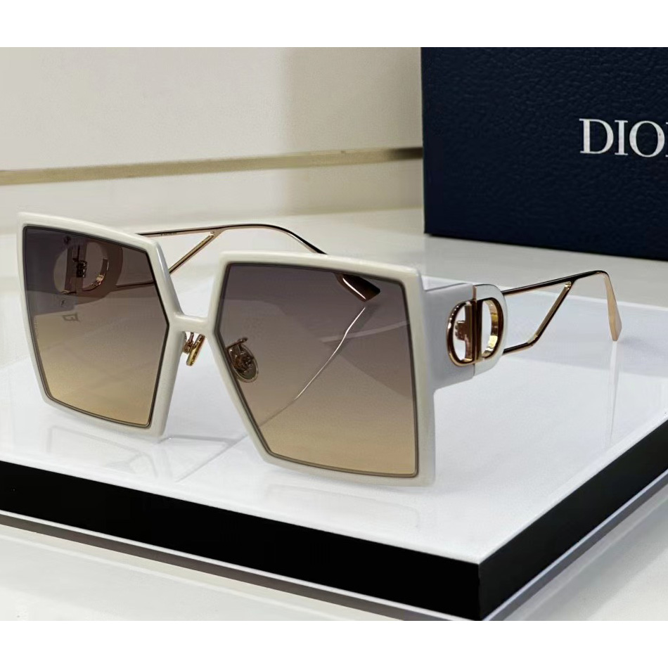 Dior 30Montaigne SU Sunglasses  - DesignerGu