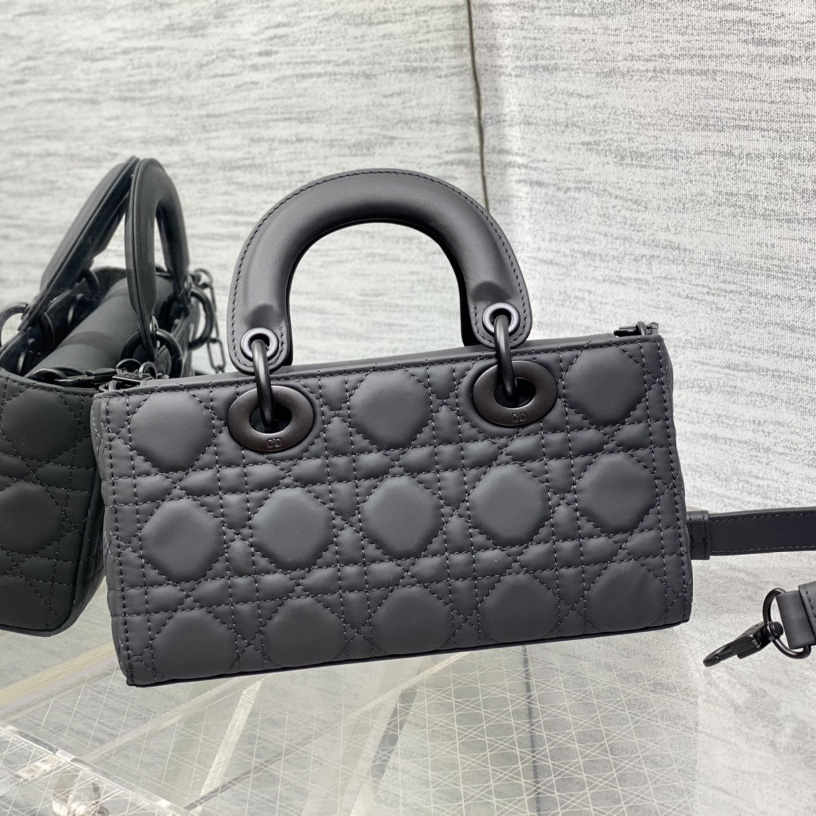 Dior Small Lady D-joy Bag - DesignerGu