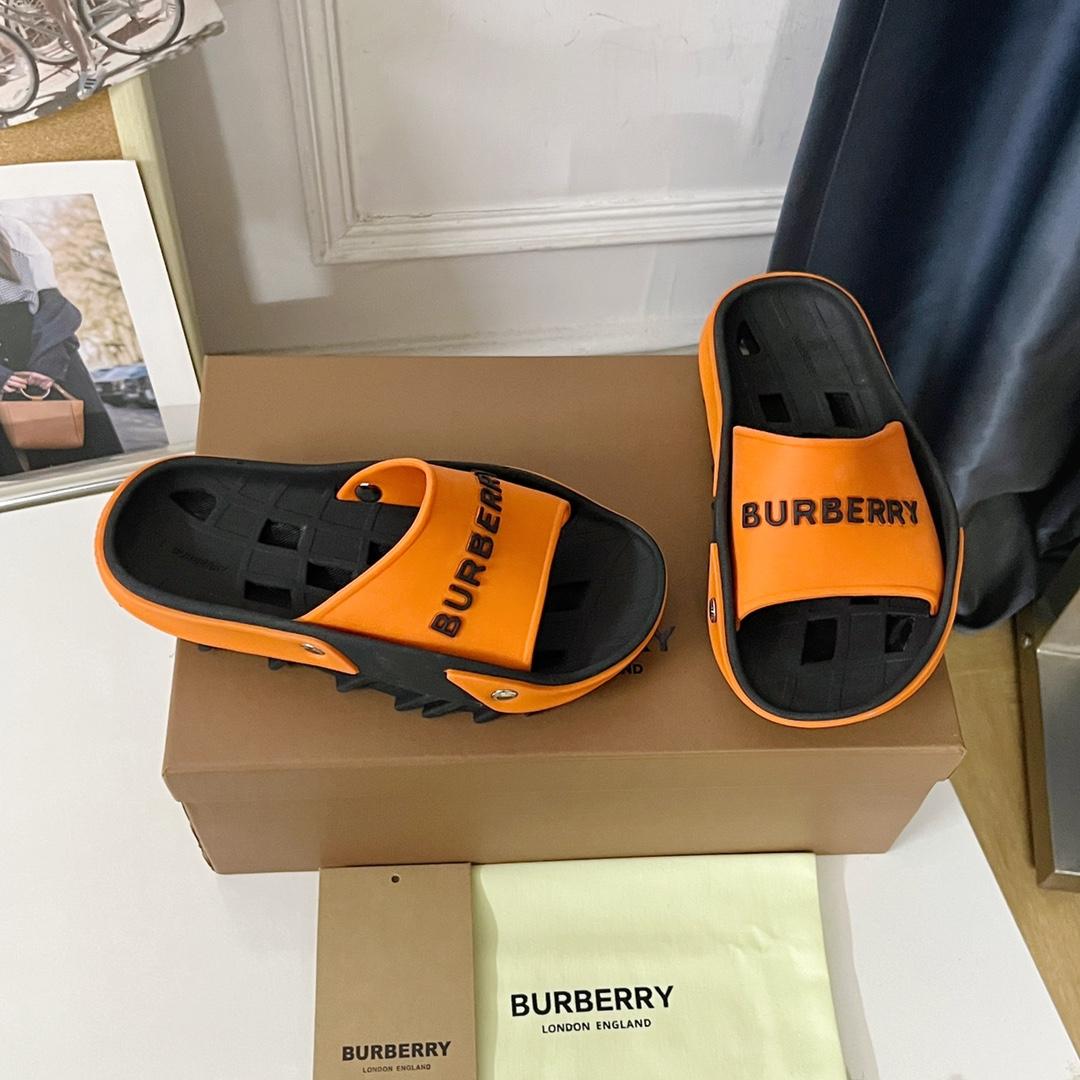 Burberry Bucklow Logo Slides - DesignerGu