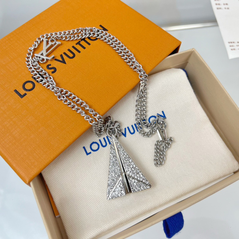 Louis Vuitton LV Paperplane Necklace      M01034 - DesignerGu