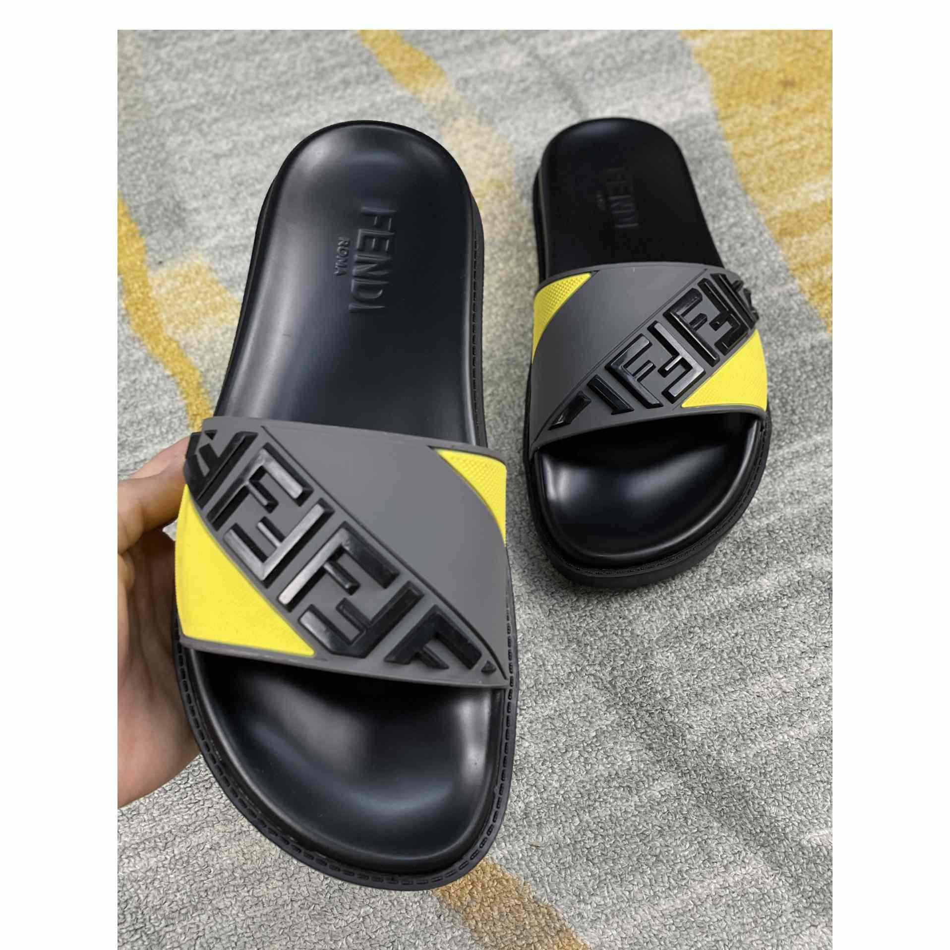 Fendi Multicolor Rubber Slides - DesignerGu