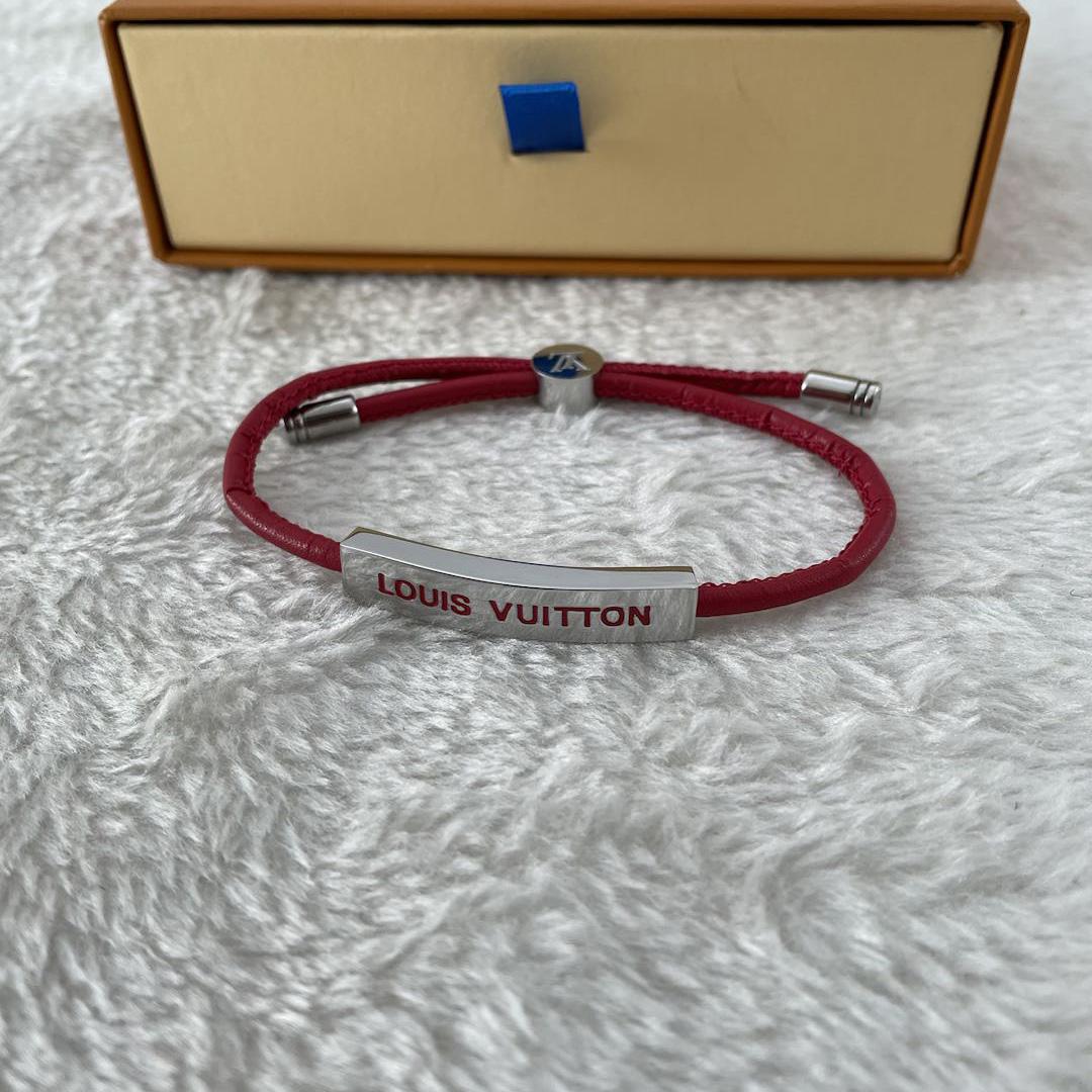 Louis Vuitton Clip It Bracelet     M8120E - DesignerGu