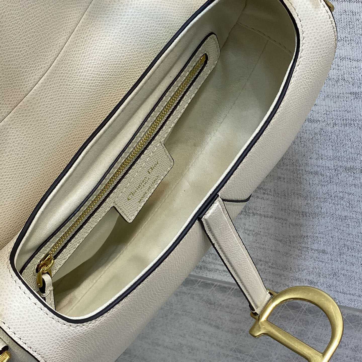 Dior Saddle Bag  - DesignerGu