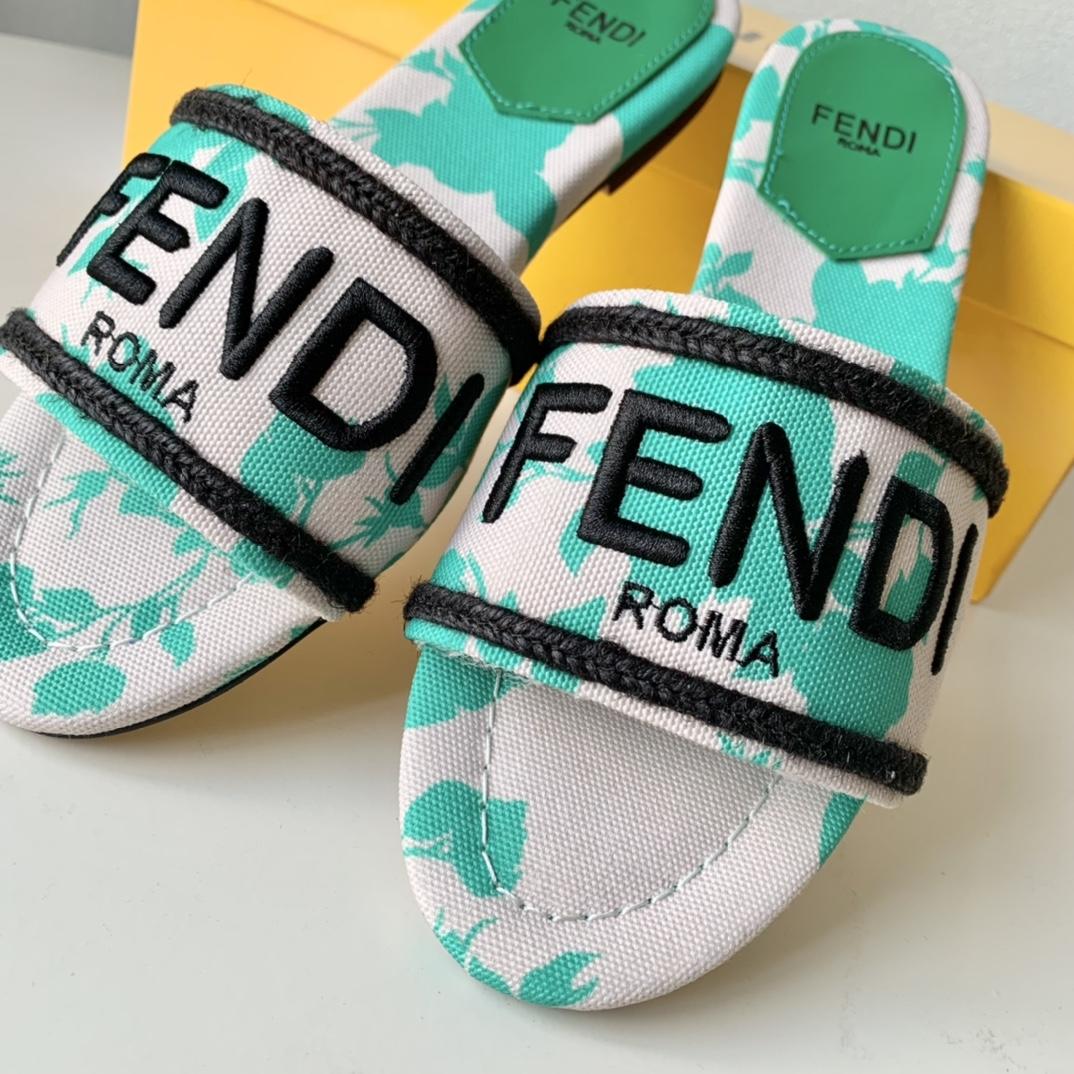 Fendi Signature Green Canvas Slides - DesignerGu