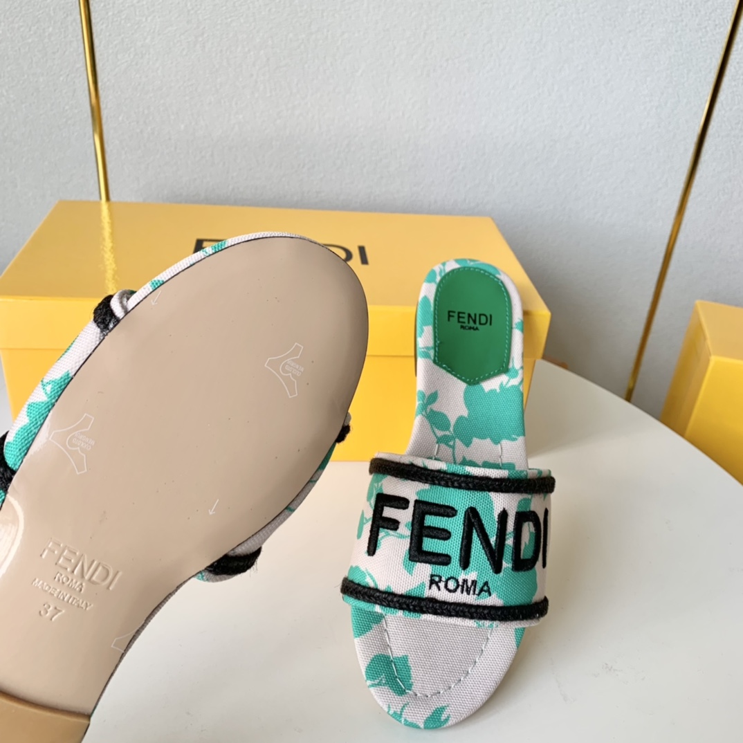 Fendi Signature Green Canvas Slides - DesignerGu