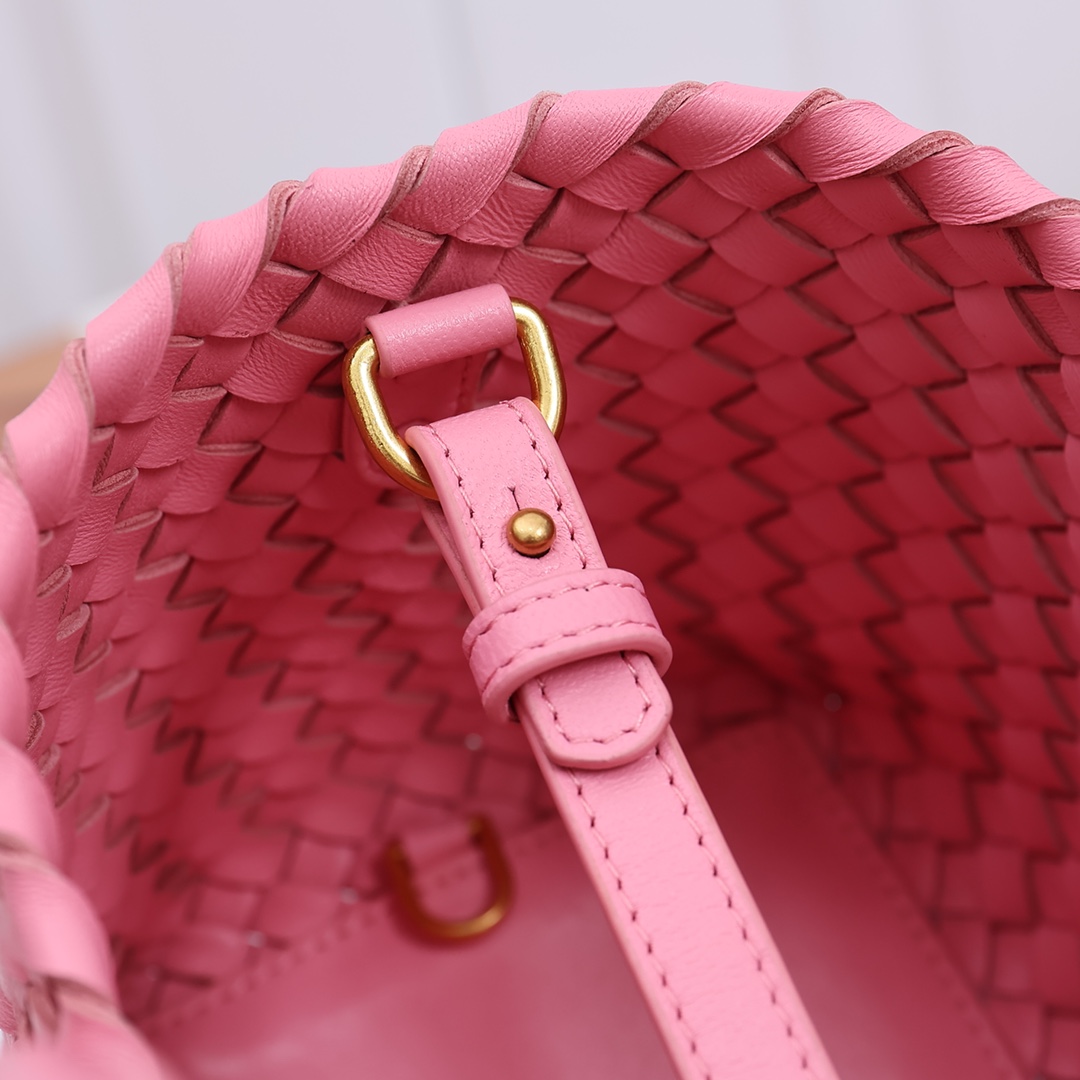 Bottega Veneta Mini Cabat - DesignerGu