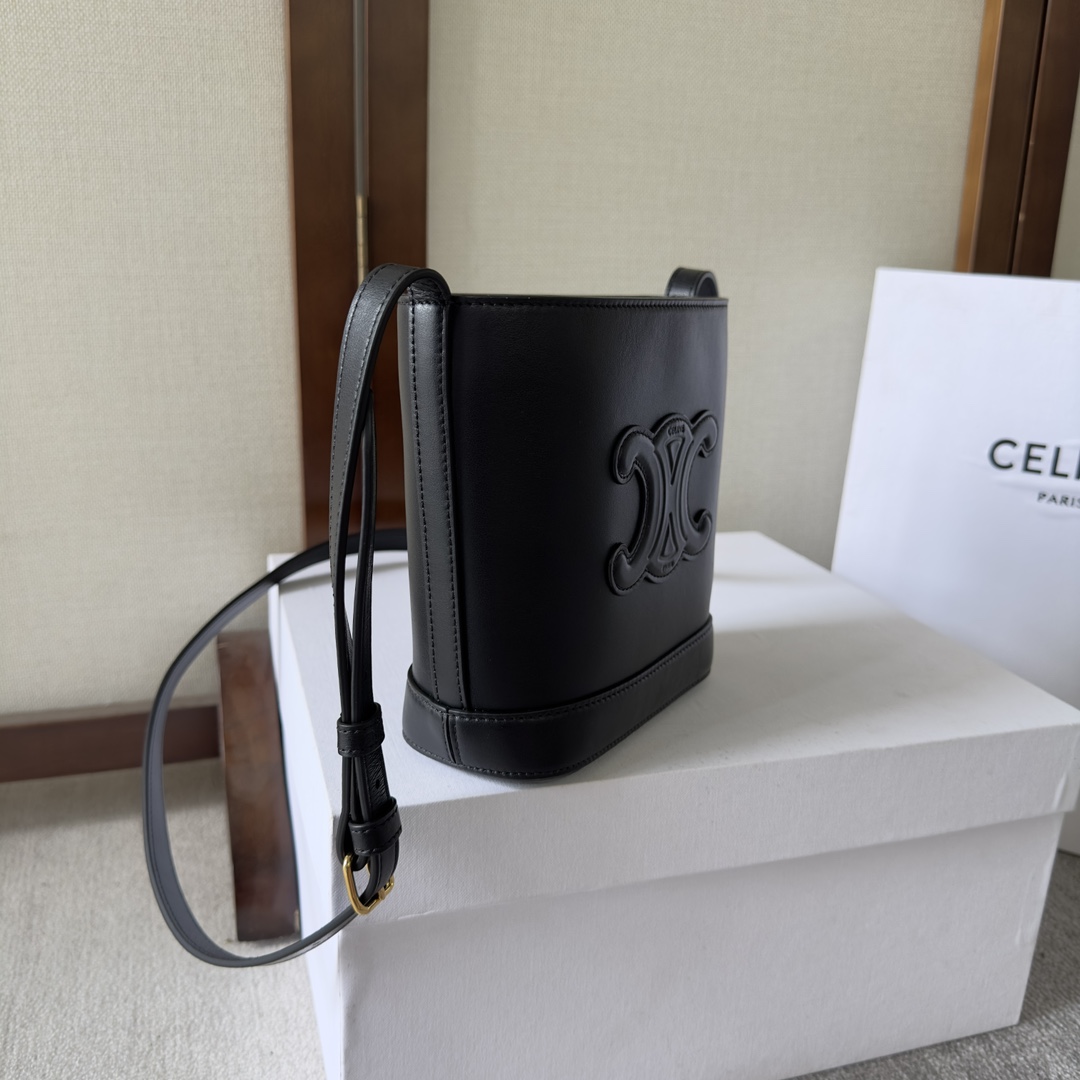 Celine Mini Bucket Cuir Triomphe In Smooth Calfskin  - DesignerGu