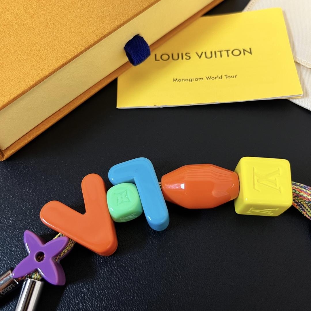 Louis Vuitton Lv Play Keychains & Holders   MP3450 - DesignerGu