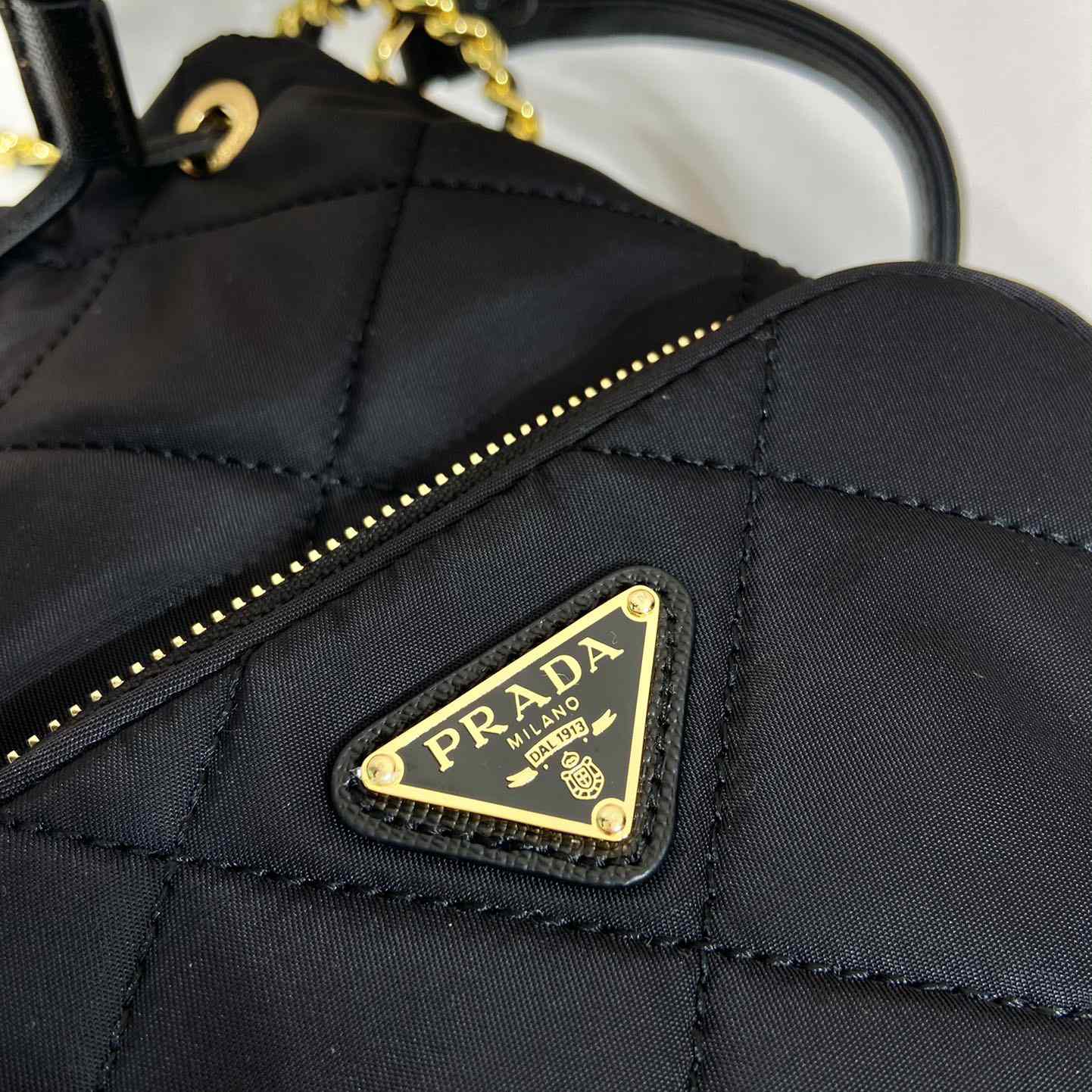 Prada Re-Edition 1995 Chaîne Re-Nylon shoulder bag - DesignerGu