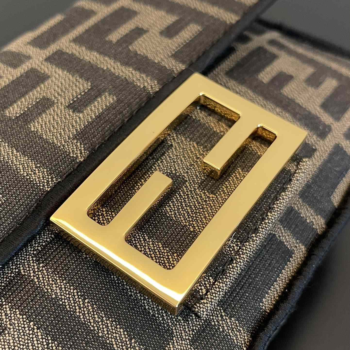 Fendi Baguette Mini Jacquard FF Fabric Bag - DesignerGu