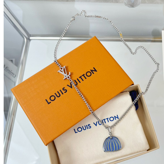 Louis Vuitton LV x YK Pumpkin Pendant    M01139 - DesignerGu