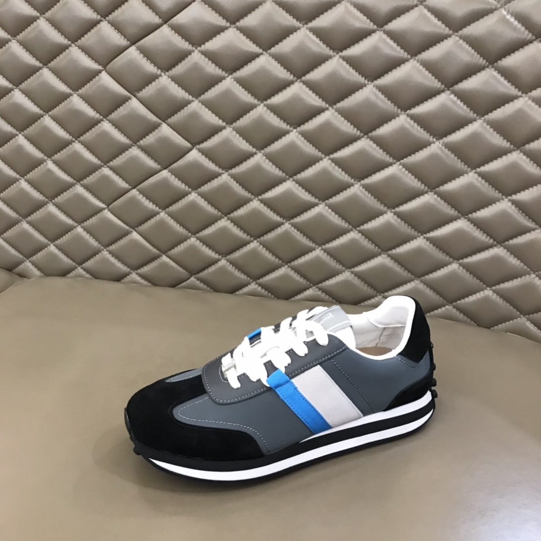 Ferragamo Unisex Sneaker - DesignerGu